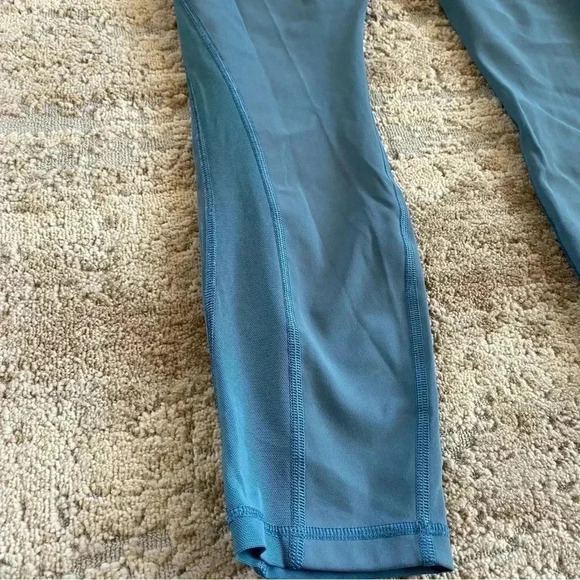 Lululemon Train Times 7/8 Blue Charcoal Leggings Mesh Calf Panels Yoga Pants: 8 - Picture 8 of 13